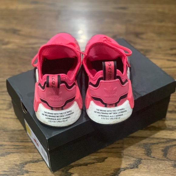 Good Condition Adidas NMD R1 Shoes Kids US Size 3.5 Pink & Black - Picture 5 of 16